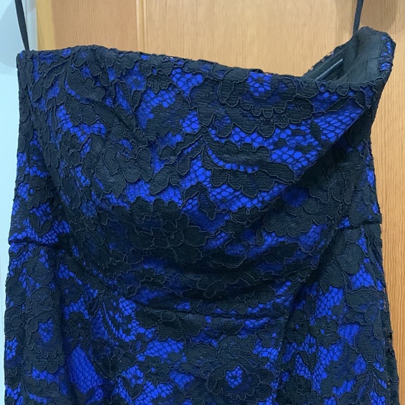 Tibi Lace Overlay Strapless Dress with cobalt lining/black overlay (size 10) - Picture 7 of 7